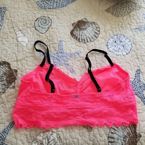 $5 Item! VS PINK Lace Bralette Size Small - Picture 2 of 4